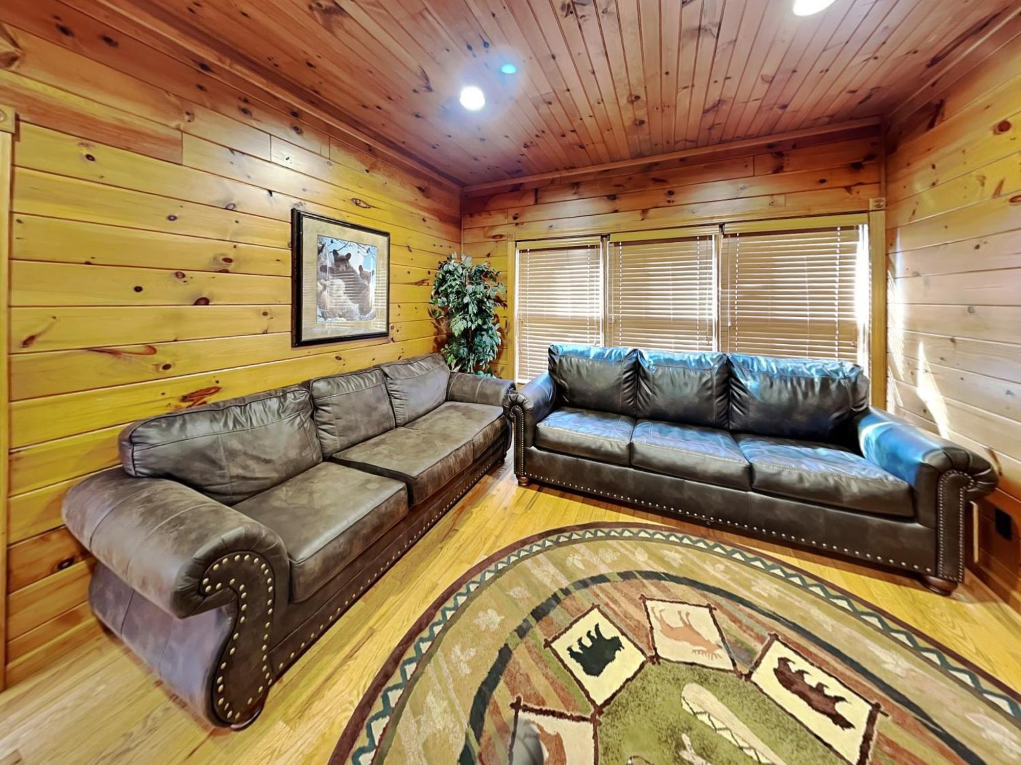 The Great Escape Ii, 5 Bedrooms, Sleeps 17, Game Room, Pool Access, Theater Gatlinburg Eksteriør billede