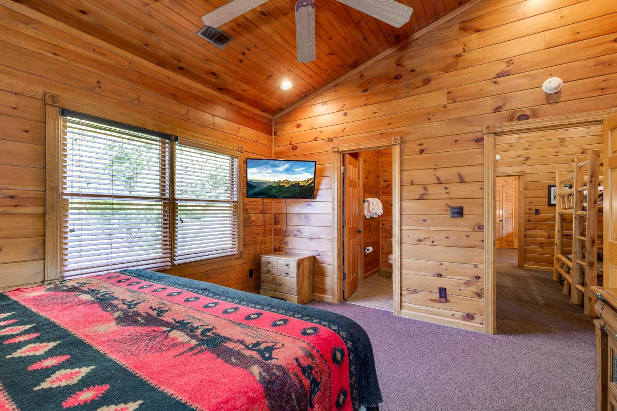 The Great Escape Ii, 5 Bedrooms, Sleeps 17, Game Room, Pool Access, Theater Gatlinburg Eksteriør billede